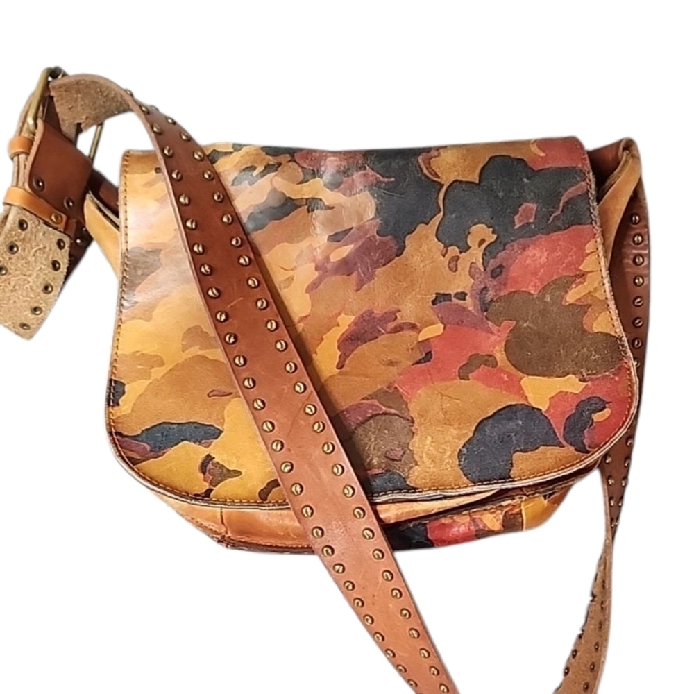 Patricia Nash Leather Camo Floral Crossbody Bag - Picture 2 of 9